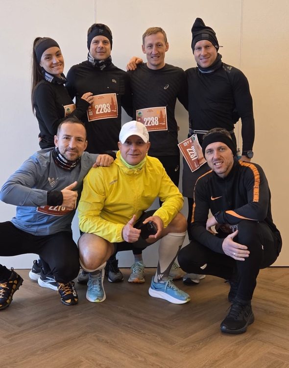 Grupa PaceLab przed startem trialu w Ameroengen - 7 osób