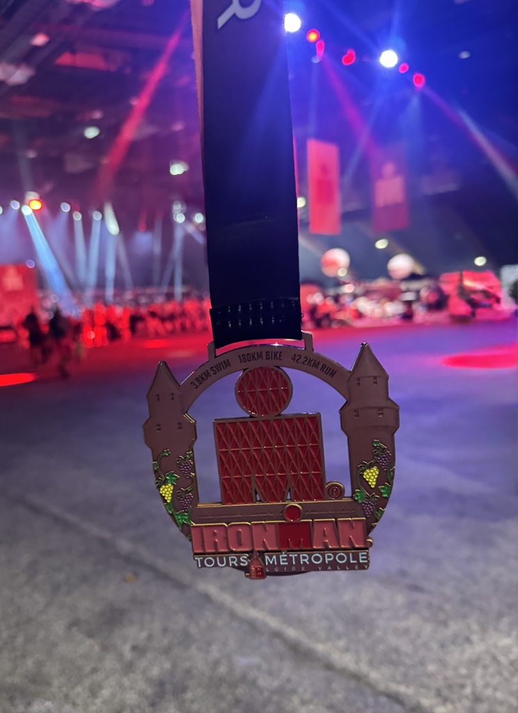 Medal Ironman Tours Métropole – Loire Valley